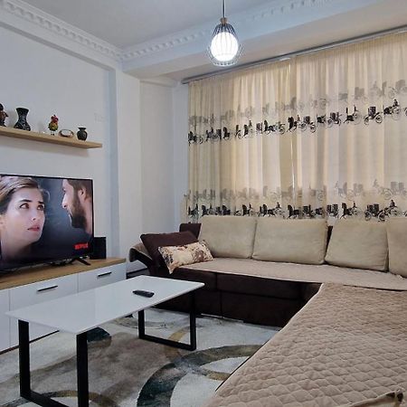 Apartment Rent Elbasan City Center 1 ภายนอก รูปภาพ